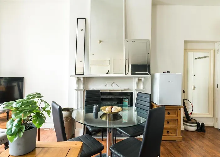 Cozy Studio / Earls Court / Kensington